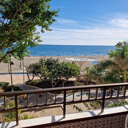 Estepona Playa Екстериор снимка
