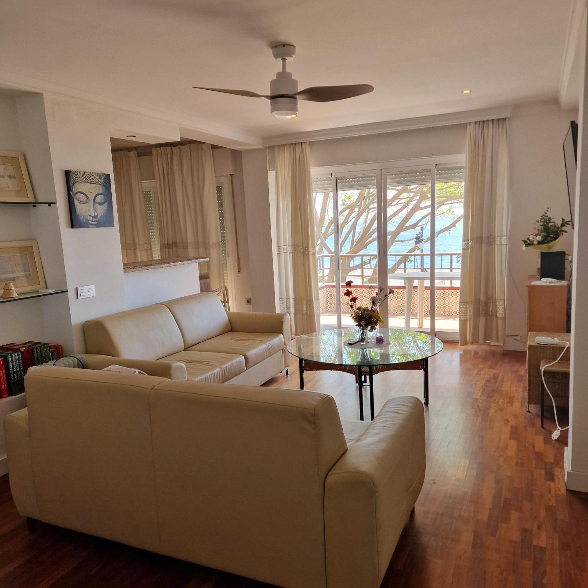 Estepona Playa Екстериор снимка